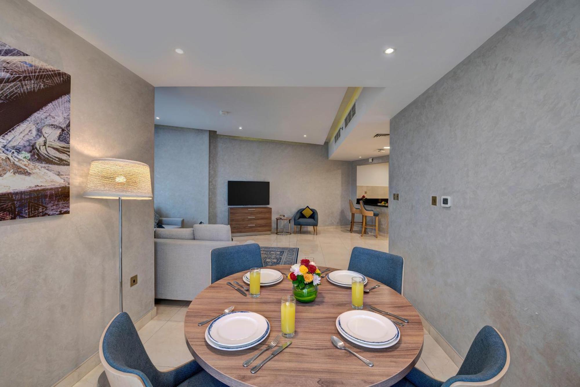 Suha Park Hotel Apartments, Waterfront Jaddaf Dubai Room photo